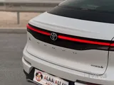 Toyota Crown Hybrid 2023 V4